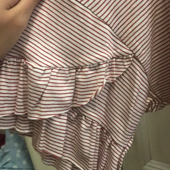 Red stripe shirt - Picture 3 of 5